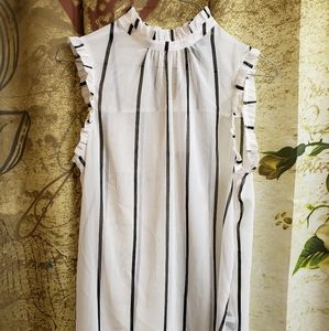 NWT Who What Wear Blouse XS